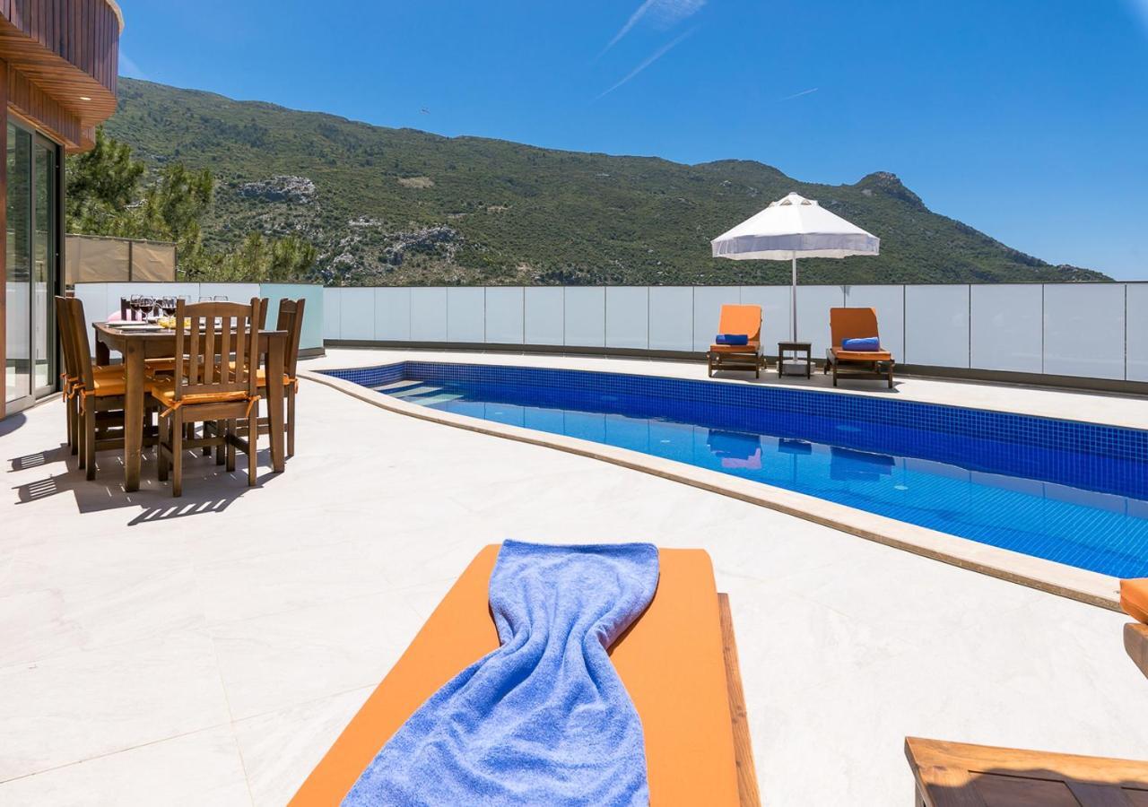 Villa 5 Sleeps 6 Isolated Pool See And Montain View-Villa Kartal Yuvasi Uzumlu  외부 사진